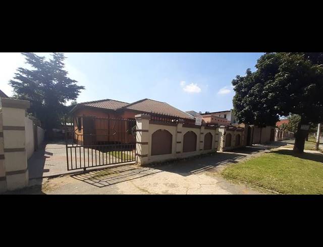 3 BEDROOM HOUSE FOR SALE IN TURFFONTEIN
